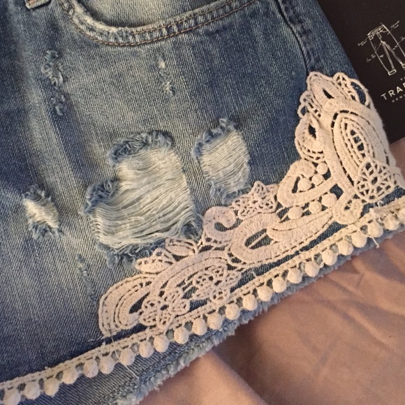 Zara TRF Denim Crochet Shorts NWT - Picture 3 of 4